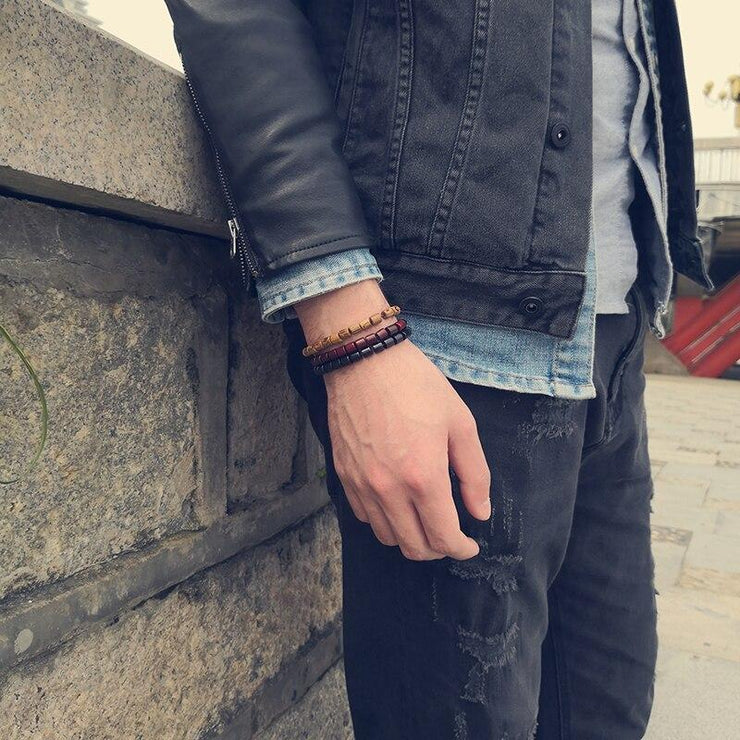 BRACELET EN BOIS AFRICAIN - (PERLES)